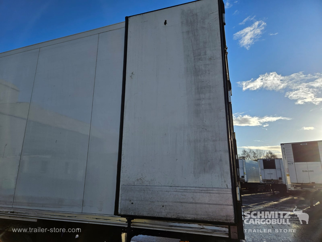 Isothermal semi-trailer SCHMITZ Reefer Multitemp: picture 13