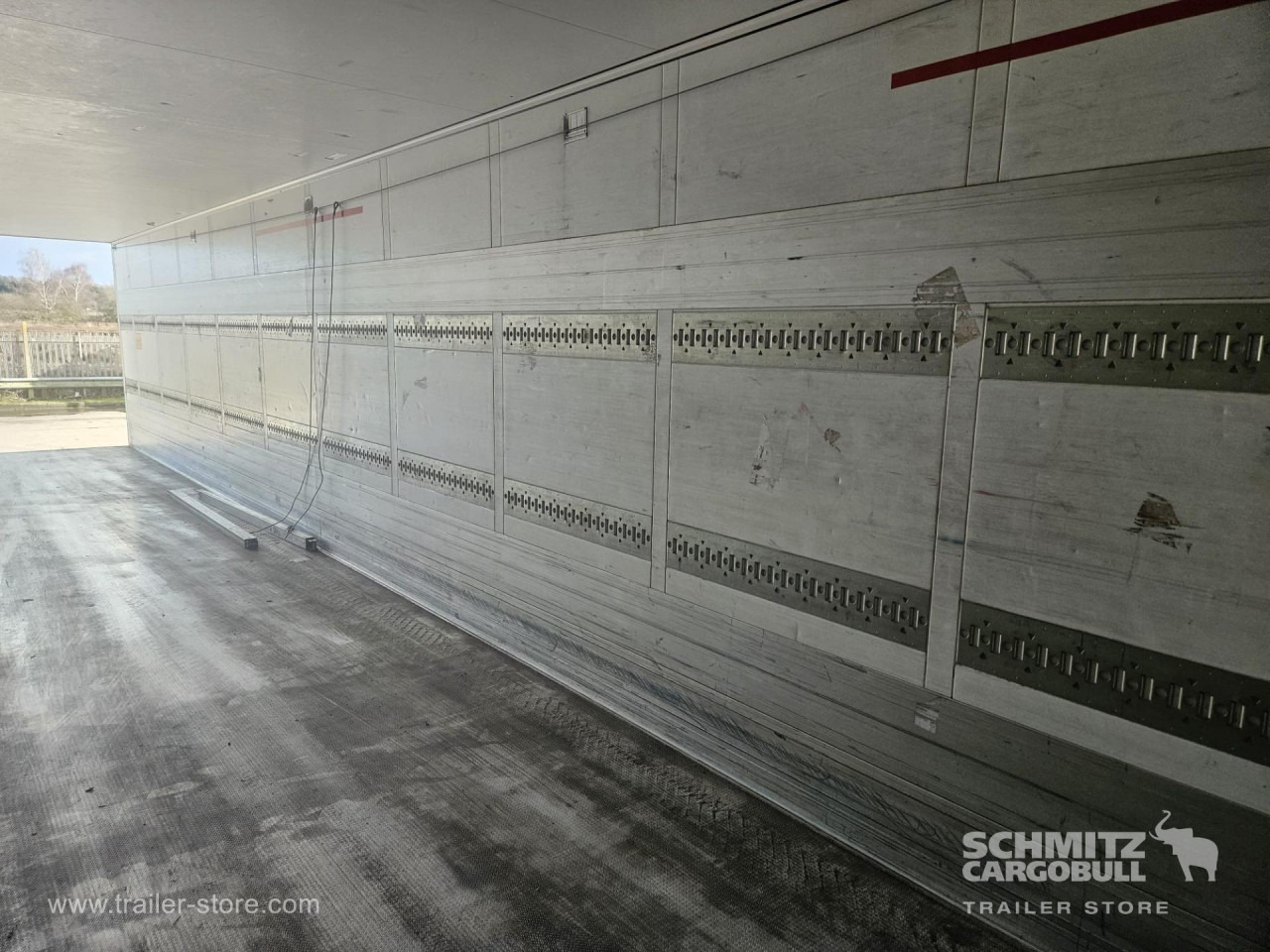 SCHMITZ Reefer Standard - Isothermal semi-trailer: picture 4 SCHMITZ Reefer Standard - Isothermal semi-trailer: picture 4