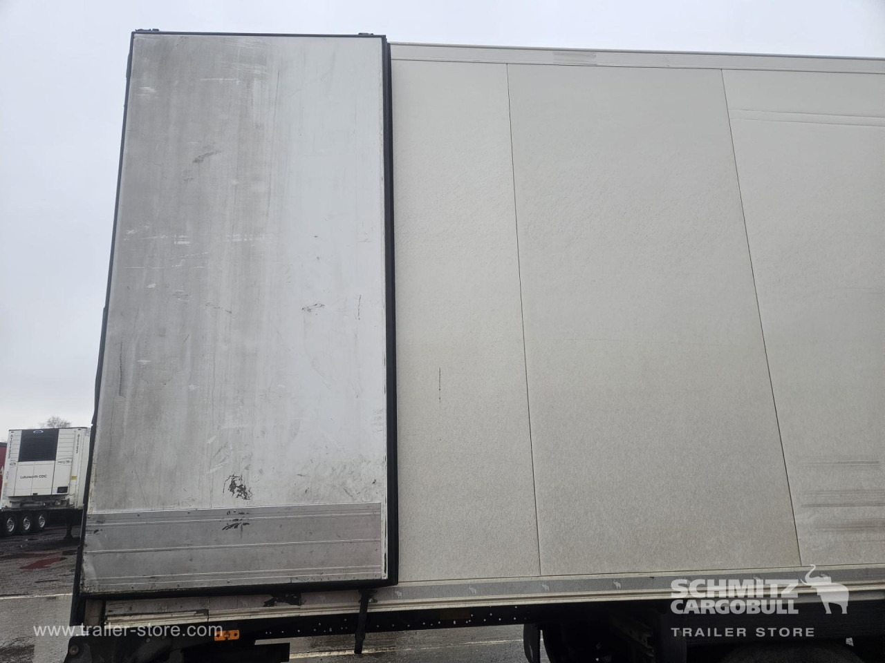 Isothermal semi-trailer SCHMITZ Reefer Standard: picture 13