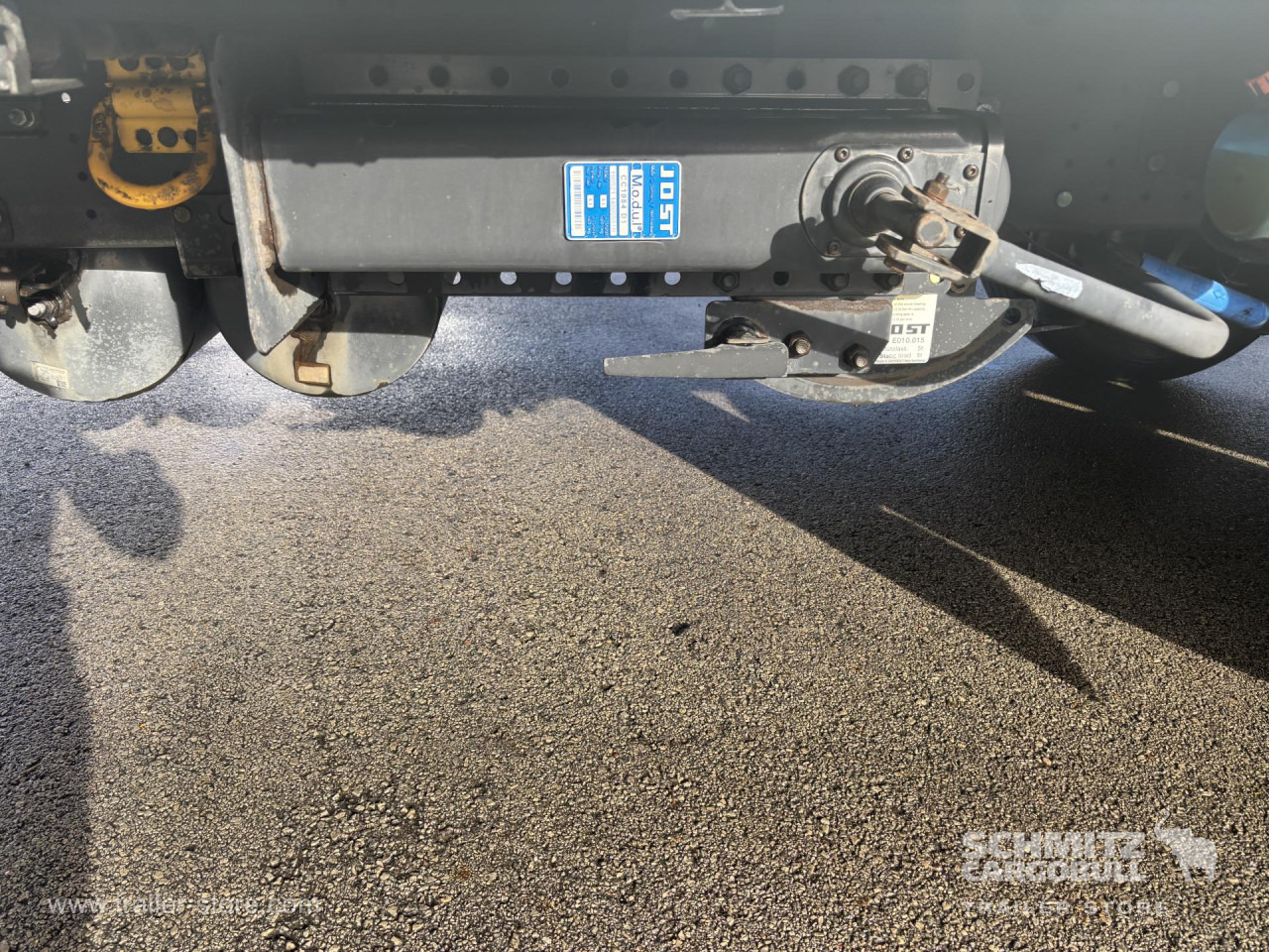 SCHMITZ Curtainsider Mega - Curtainsider semi-trailer: picture 2 SCHMITZ Curtainsider Mega - Curtainsider semi-trailer: picture 2