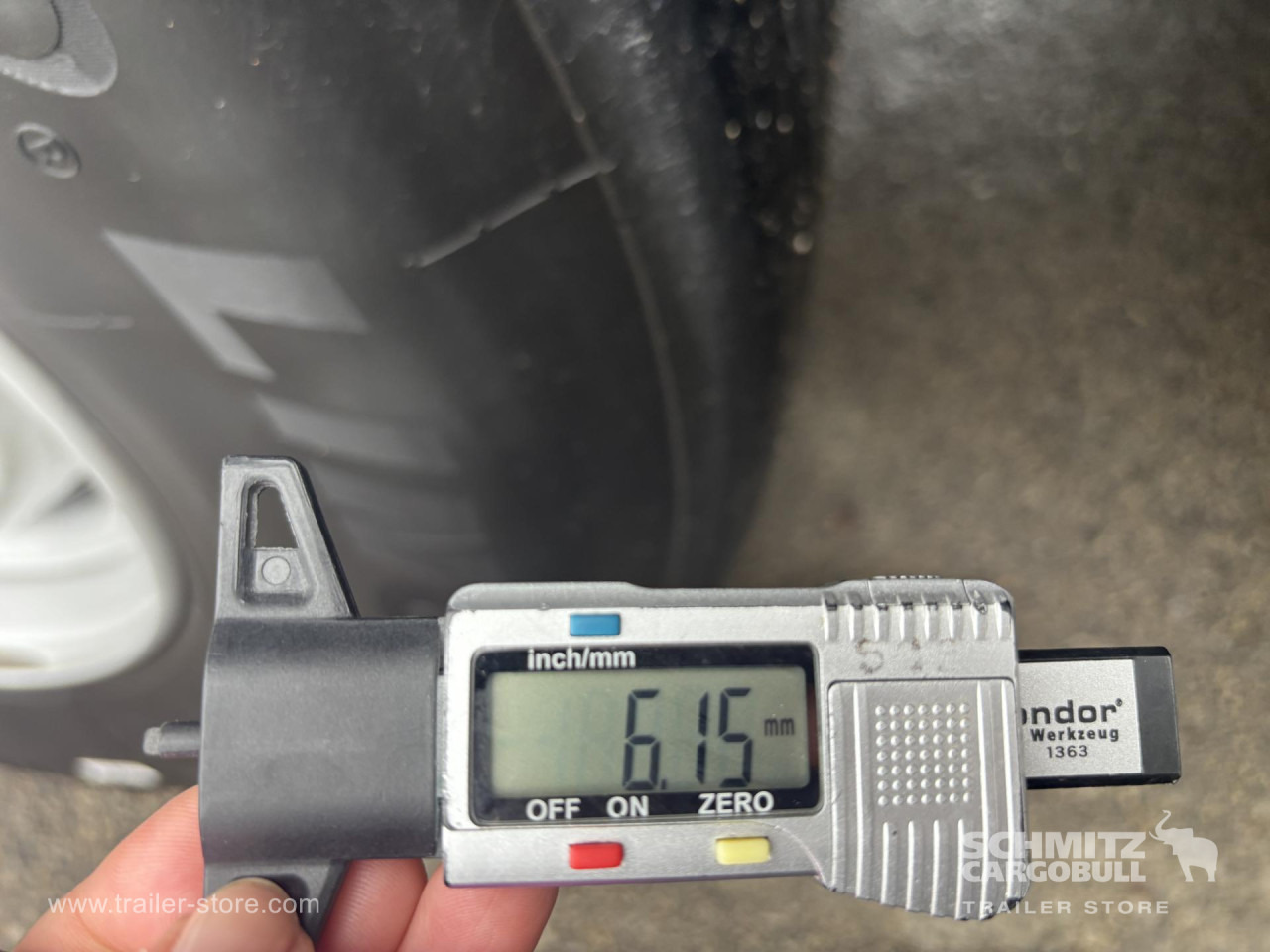 SCHMITZ Curtainsider Standard - Curtainsider semi-trailer: picture 2 SCHMITZ Curtainsider Standard - Curtainsider semi-trailer: picture 2