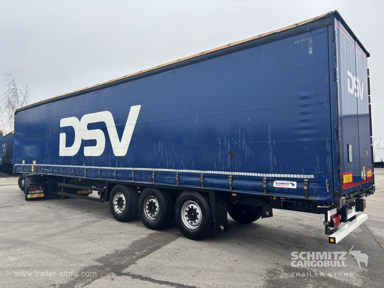 SCHMITZ Curtainsider Standard - Curtainsider semi-trailer: picture 4 SCHMITZ Curtainsider Standard - Curtainsider semi-trailer: picture 4