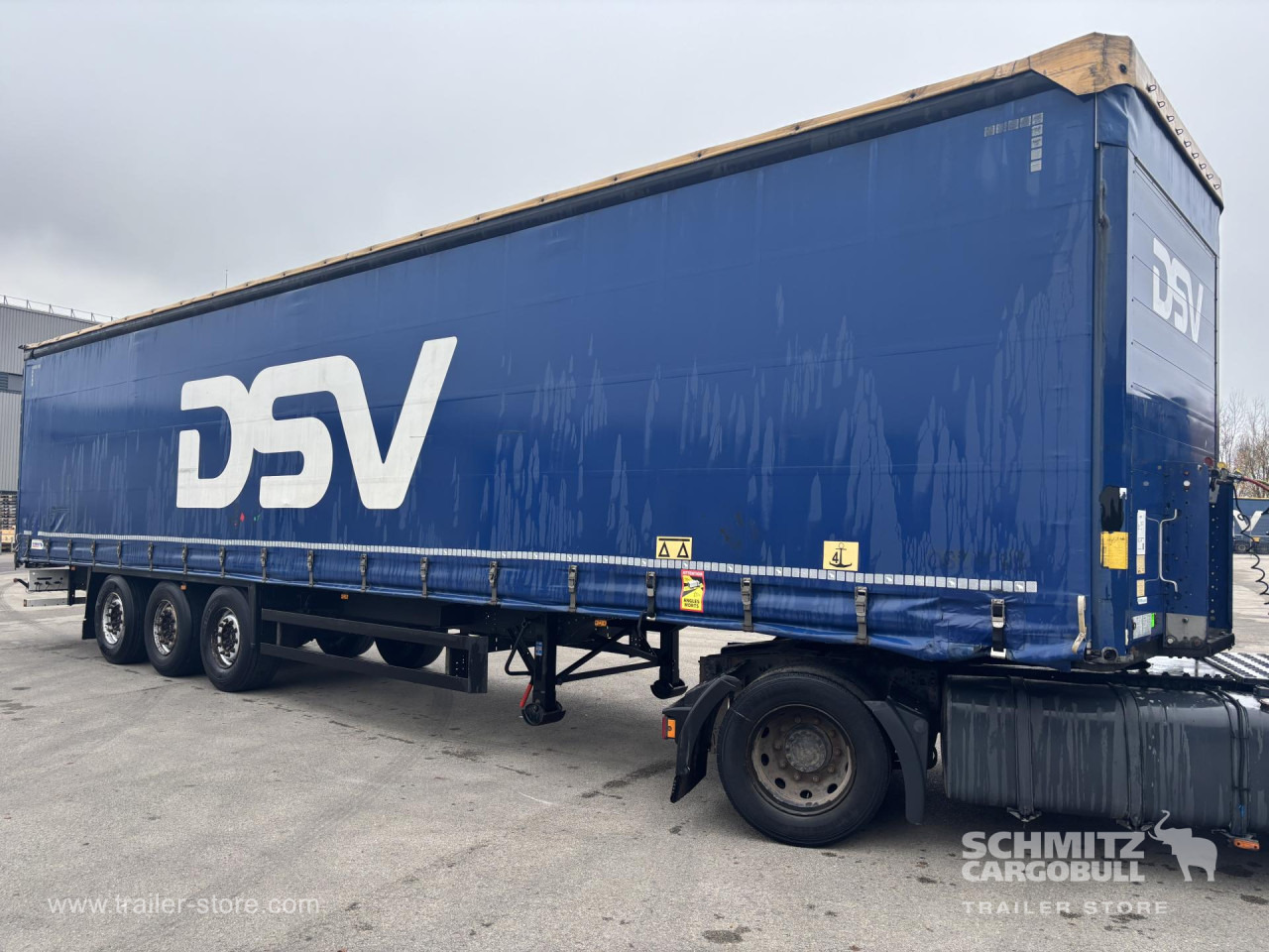 SCHMITZ Curtainsider Standard - Curtainsider semi-trailer: picture 5 SCHMITZ Curtainsider Standard - Curtainsider semi-trailer: picture 5