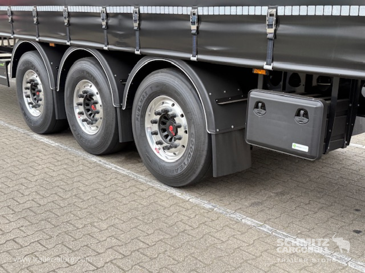 BERGER Oplegger Schuifzeil Standard - Curtainsider semi-trailer: picture 2 BERGER Oplegger Schuifzeil Standard - Curtainsider semi-trailer: picture 2