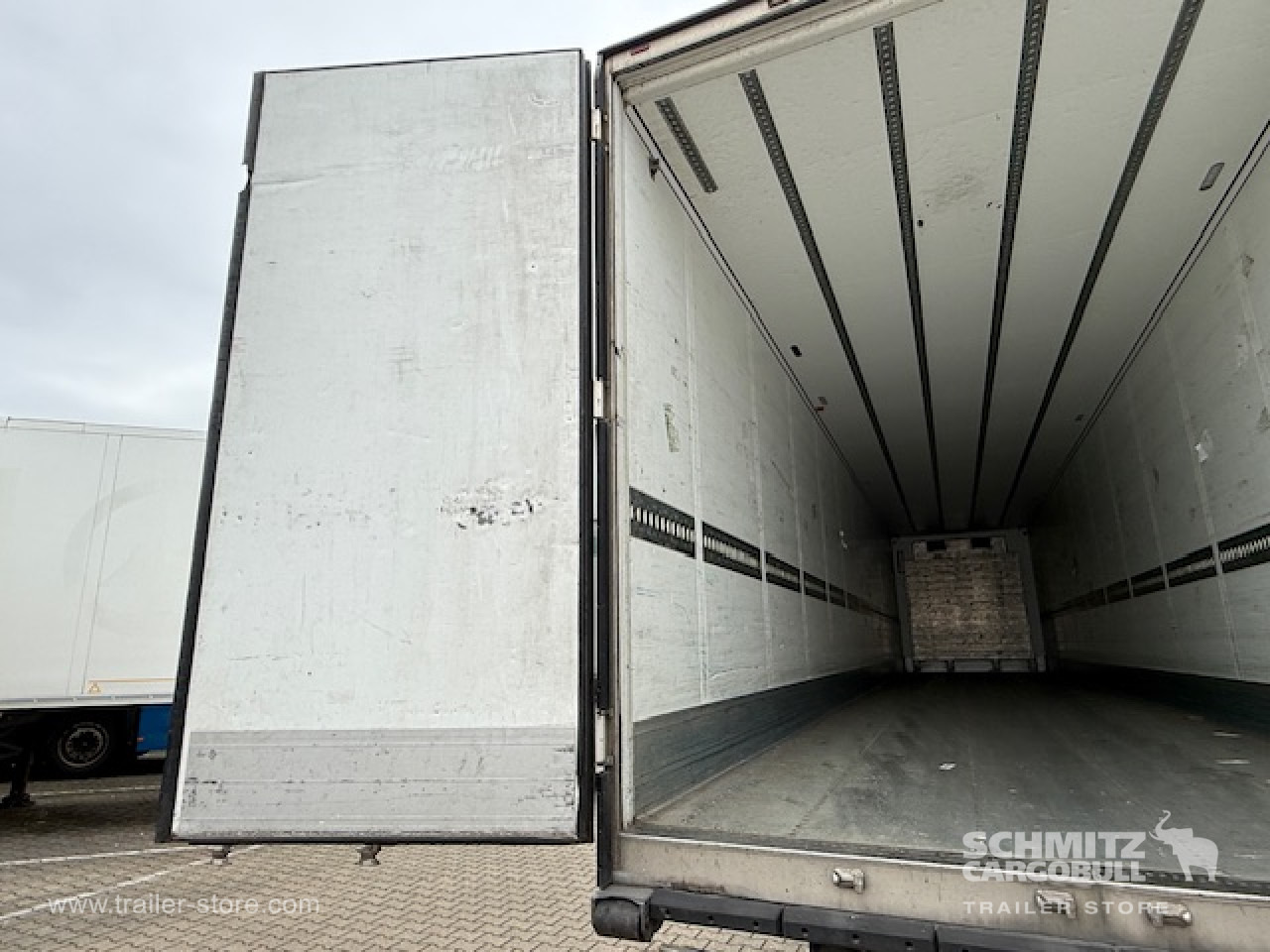 SCHMITZ Oplegger Vries Standard - Isothermal semi-trailer: picture 5 SCHMITZ Oplegger Vries Standard - Isothermal semi-trailer: picture 5