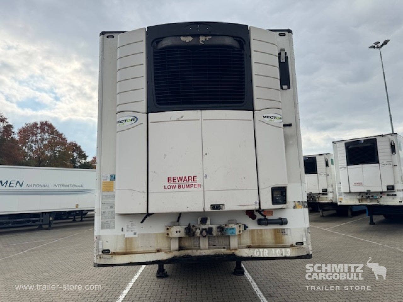Isothermal semi-trailer SCHMITZ Oplegger Vries Standard: picture 10