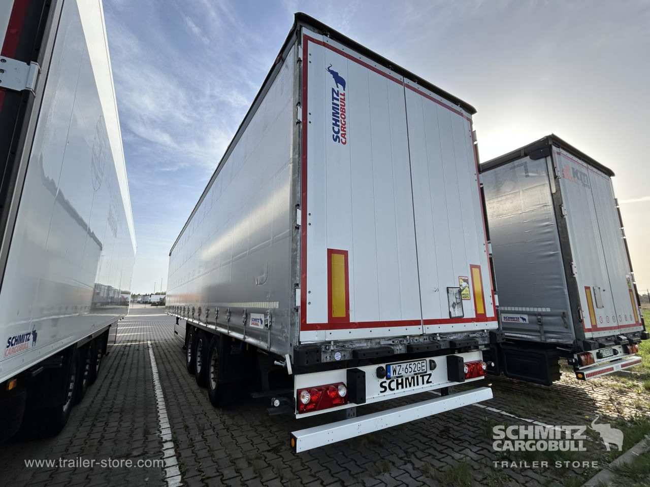 SCHMITZ Curtainsider Standard - Curtainsider semi-trailer: picture 2 SCHMITZ Curtainsider Standard - Curtainsider semi-trailer: picture 2