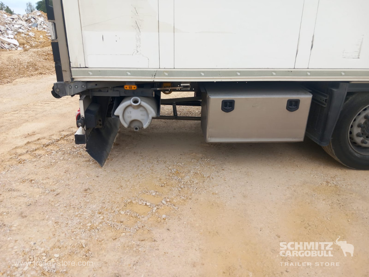 SCHMITZ Reefer Standard - Isothermal semi-trailer: picture 3 SCHMITZ Reefer Standard - Isothermal semi-trailer: picture 3