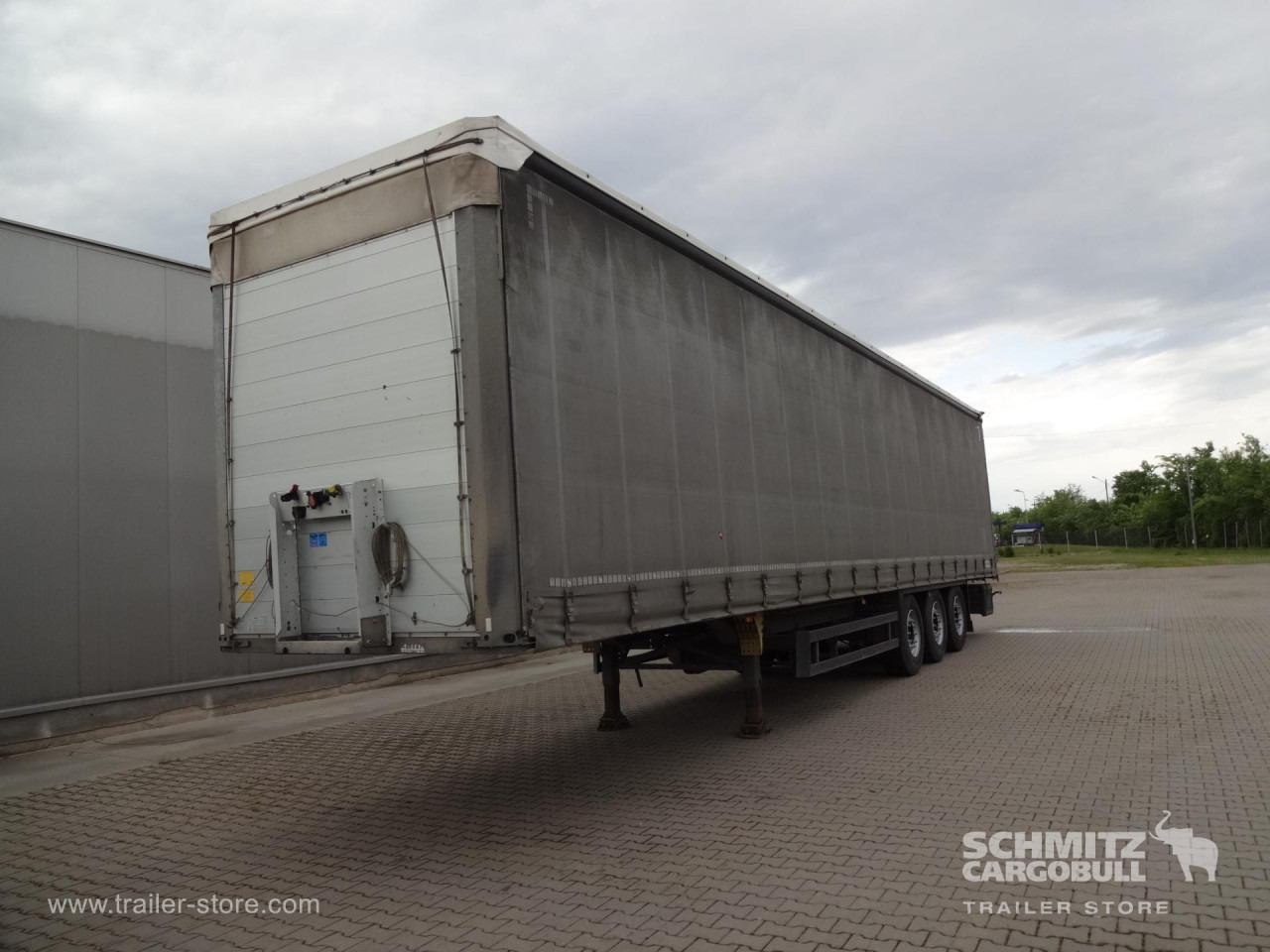 SCHMITZ Curtainsider Standard - Curtainsider semi-trailer: picture 5 SCHMITZ Curtainsider Standard - Curtainsider semi-trailer: picture 5