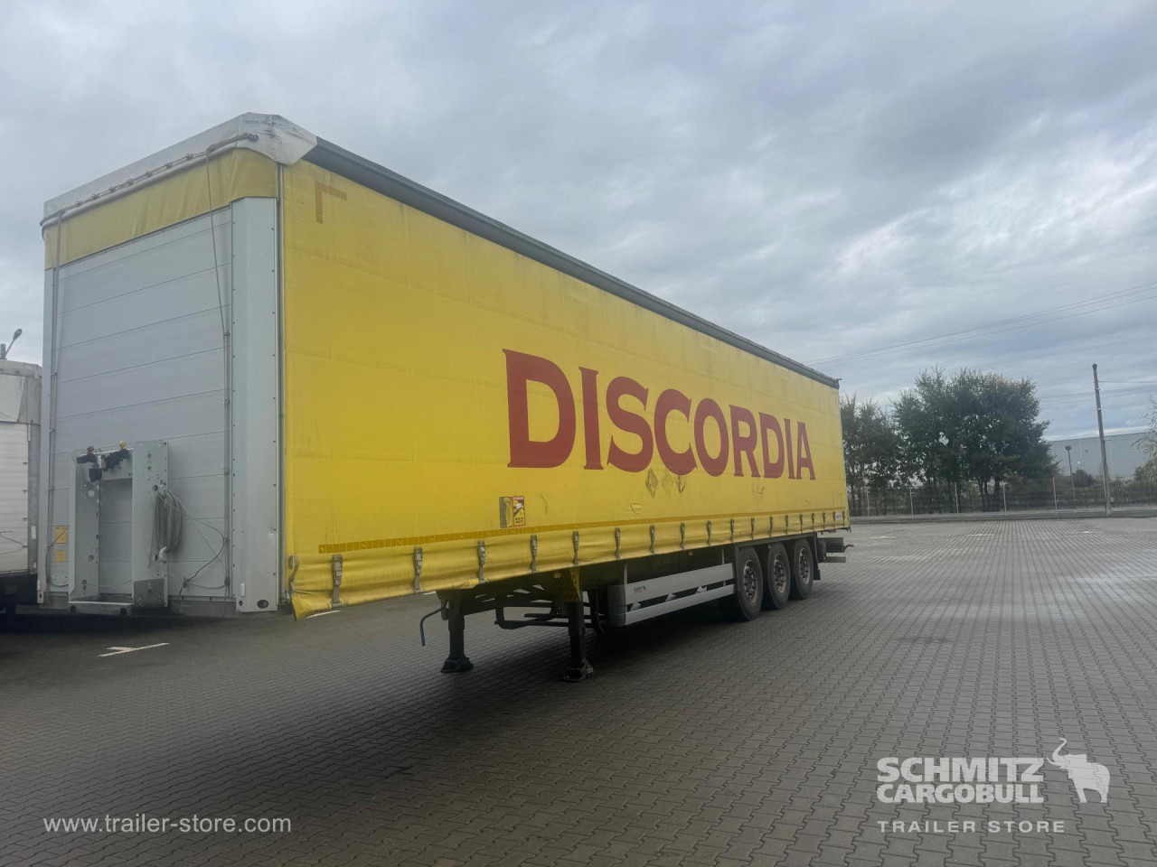 SCHMITZ Curtainsider Standard - Curtainsider semi-trailer: picture 4 SCHMITZ Curtainsider Standard - Curtainsider semi-trailer: picture 4