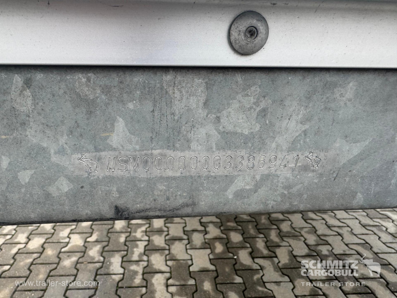 SCHMITZ Curtainsider Standard - Curtainsider semi-trailer: picture 4 SCHMITZ Curtainsider Standard - Curtainsider semi-trailer: picture 4