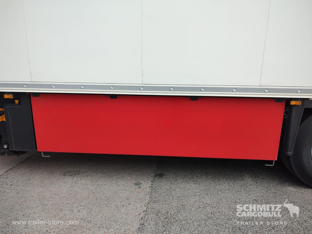 SCHMITZ Напівпричіп Стандартний - Isothermal semi-trailer: picture 3 SCHMITZ Напівпричіп Стандартний - Isothermal semi-trailer: picture 3
