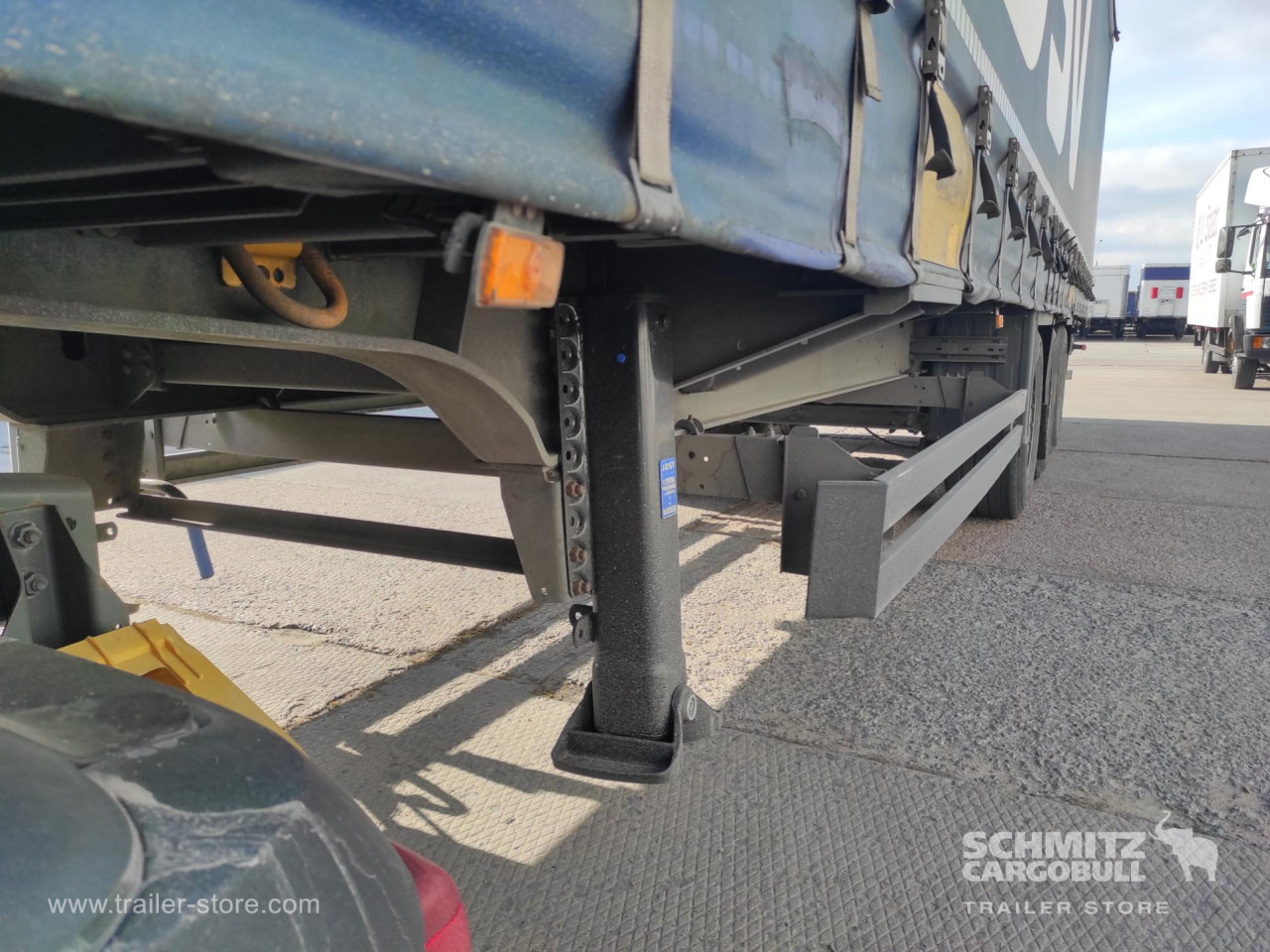 SCHMITZ Напівпричіп Стандартний - Curtainsider semi-trailer: picture 4 SCHMITZ Напівпричіп Стандартний - Curtainsider semi-trailer: picture 4