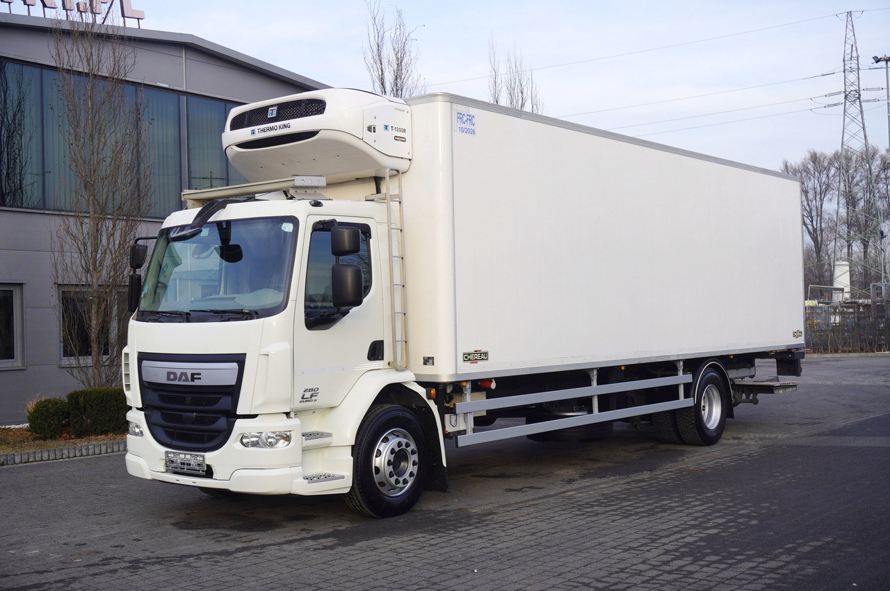 DAF LF 280 / Chereau multi-temperature refrigerator / Dhollandia DHSM.30 lift 2000 kg - Refrigerator truck: picture 1 DAF LF 280 / Chereau multi-temperature refrigerator / Dhollandia DHSM.30 lift 2000 kg - Refrigerator truck: picture 1