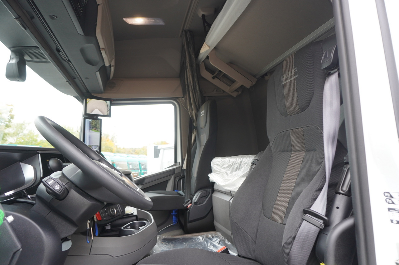 DAF XF 450 6x2 NEW / 2025 / NEW Lamberet 18 EPAL Refrigerator / Carrier Supra 850 / No mileage - Refrigerator truck: picture 3 DAF XF 450 6x2 NEW / 2025 / NEW Lamberet 18 EPAL Refrigerator / Carrier Supra 850 / No mileage - Refrigerator truck: picture 3