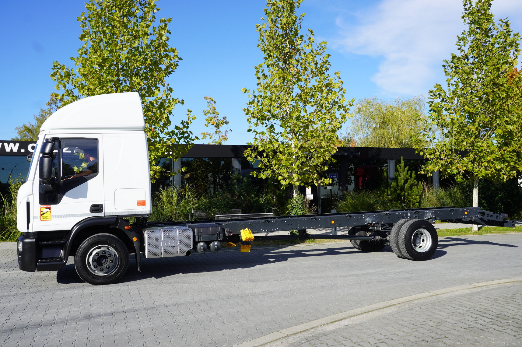 IVECO Eurocargo 140e19 4×2 E6 Glob / ADR / frame 8,1m - Cab chassis truck: picture 2 IVECO Eurocargo 140e19 4×2 E6 Glob / ADR / frame 8,1m - Cab chassis truck: picture 2