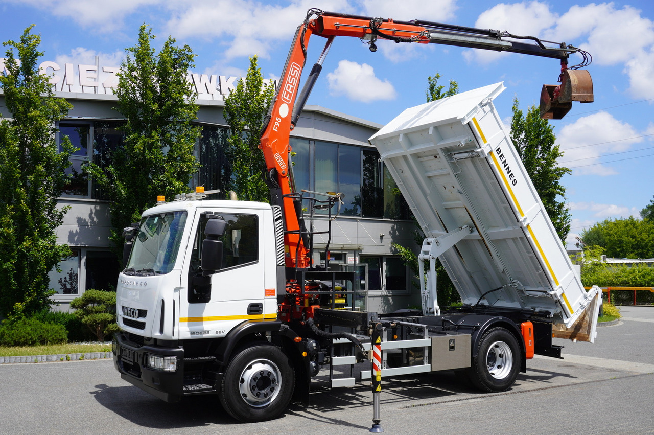 IVECO Eurocargo 160E22 EEV Dump truck / Bortmatic / Crane FASSI F95A.0.22 - Dropside/ Flatbed truck, Crane truck: picture 1 IVECO Eurocargo 160E22 EEV Dump truck / Bortmatic / Crane FASSI F95A.0.22 - Dropside/ Flatbed truck, Crane truck: picture 1
