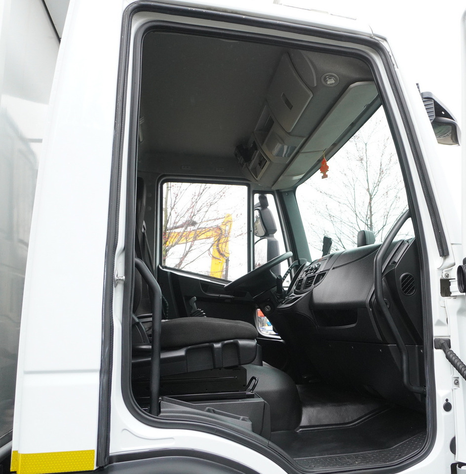 Refrigerator truck IVECO Eurocargo 190-280L E6 / 19t / 19 euro pallets / Bitemperature: picture 10