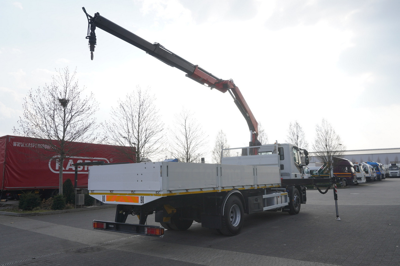 Dropside/ Flatbed truck, Crane truck IVECO STRALIS 310 E6 / HDS FASSI 155 6.2 T / 250 thousand km: picture 8