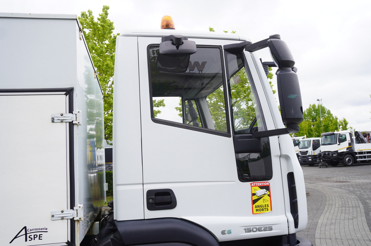Tow truck Iveco Eurocargo 150 E25 / 90 tho. km !!! / Tow truck: picture 17