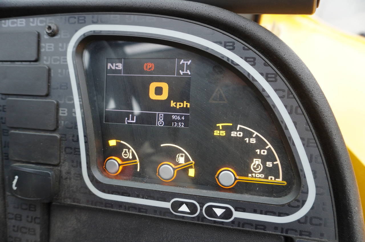 JCB 531-70 / 900 MTH telescopic charger! / 3.1 T / 7 M - Telescopic handler: picture 2 JCB 531-70 / 900 MTH telescopic charger! / 3.1 T / 7 M - Telescopic handler: picture 2