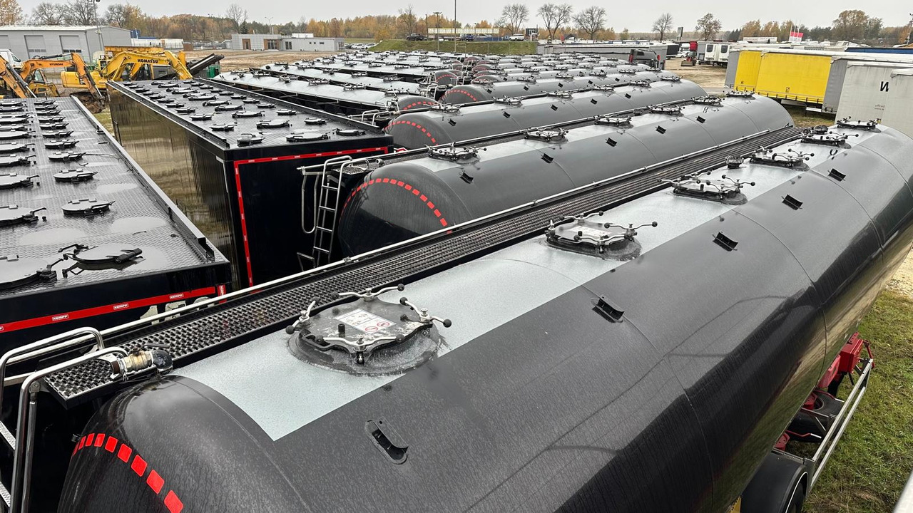 Tipper semi-trailer KEMPF SKM AK unloader 4 chambers with lower chute / capacity 65 m3 / 12 pieces: picture 8