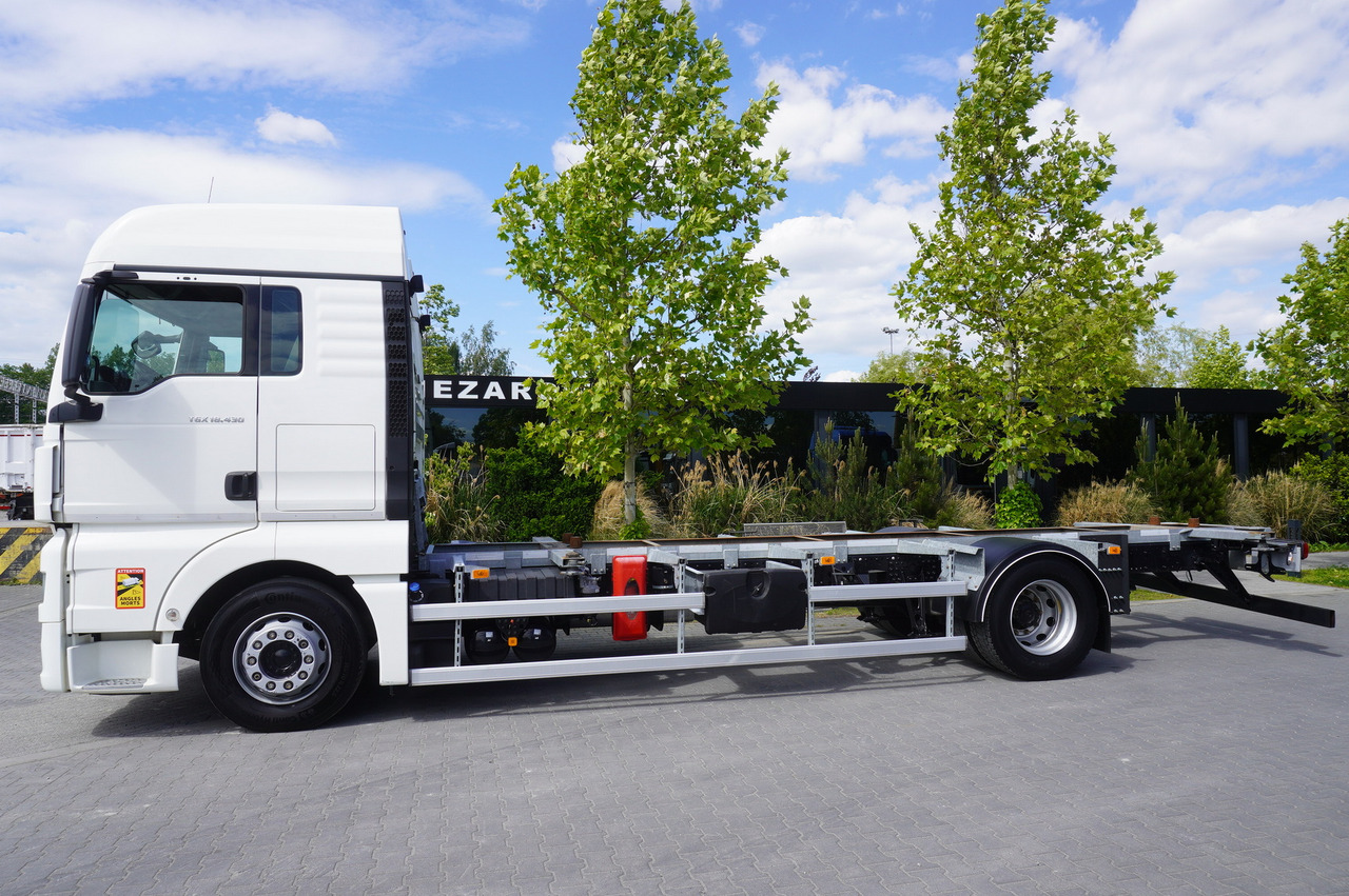 MAN GX 18.430 / BDF 7.5 m / sleeping cab / 2021 - Container transporter/ Swap body truck: picture 2 MAN GX 18.430 / BDF 7.5 m / sleeping cab / 2021 - Container transporter/ Swap body truck: picture 2