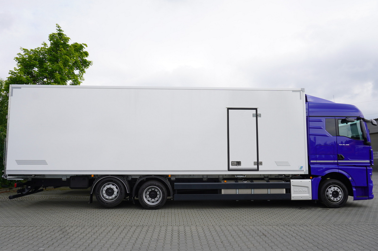 New Isothermal truck MAN New TGX 26.400 / NEW IGLOOCAR refrigerator 20 pallets / 6×2 / 2024 / 2 units: picture 7