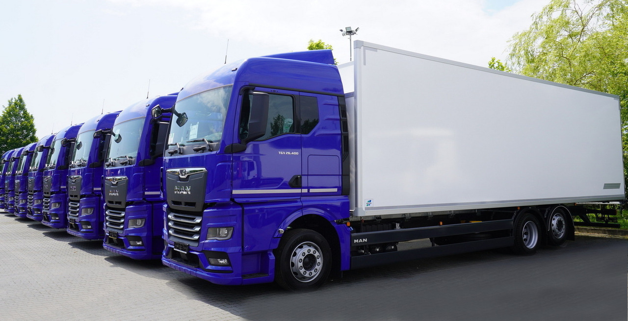 MAN New TGX 26.400 / NEW IGLOOCAR refrigerator 20 pallets / 6×2 / 2024 / 2 units - Refrigerator truck: picture 4 MAN New TGX 26.400 / NEW IGLOOCAR refrigerator 20 pallets / 6×2 / 2024 / 2 units - Refrigerator truck: picture 4