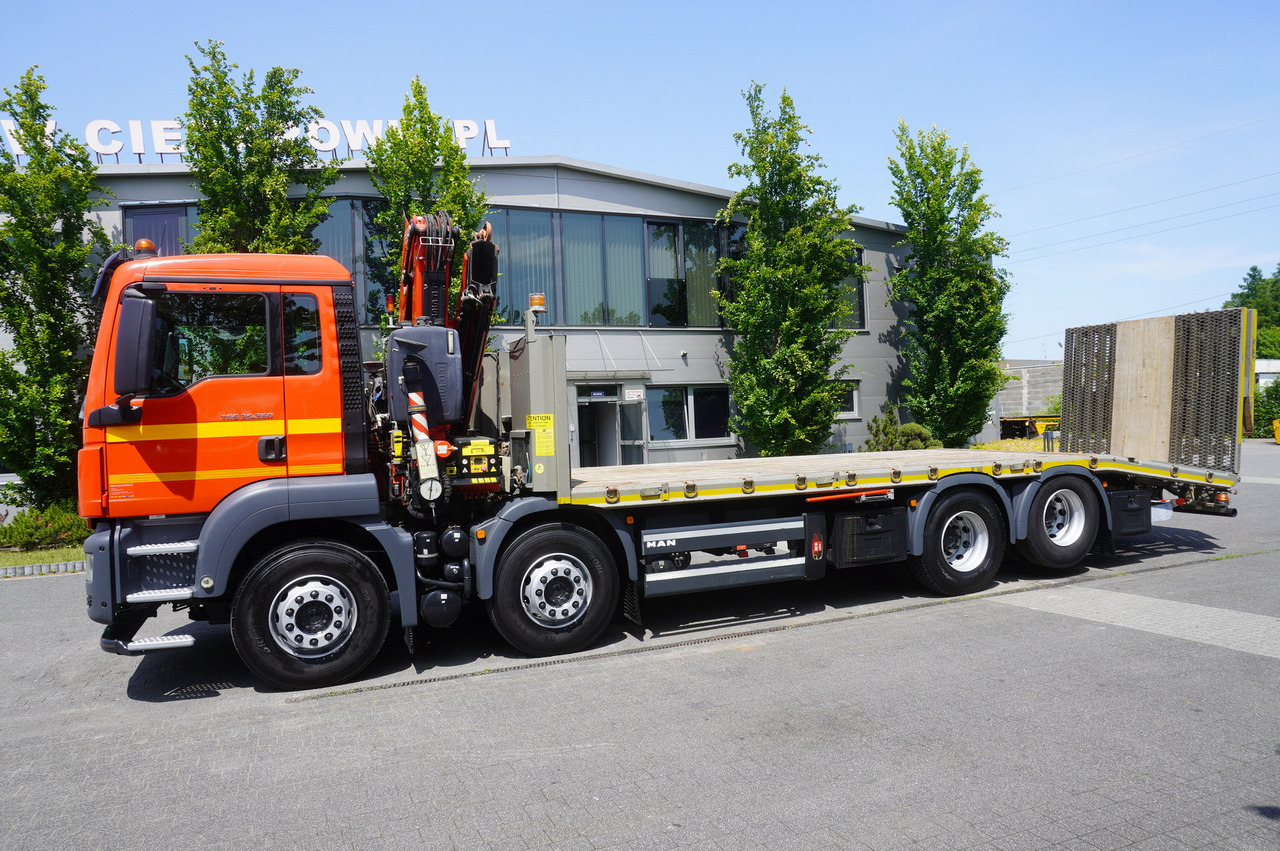 MAN TGS 35.360 E6 8x2 / FASSI F235 crane / 6.5 T cap. / 8.3 m reach - Autotransporter truck, Crane truck: picture 4 MAN TGS 35.360 E6 8x2 / FASSI F235 crane / 6.5 T cap. / 8.3 m reach - Autotransporter truck, Crane truck: picture 4