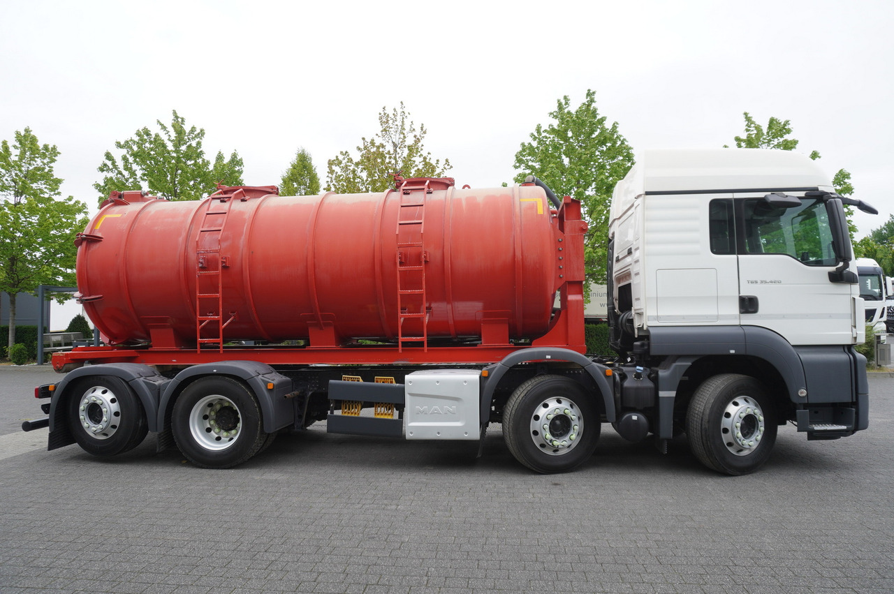 MAN TGS 35.420 8×2 / NEW septic barrel 13000 L / 3 steered axles - Slurry injector: picture 5 MAN TGS 35.420 8×2 / NEW septic barrel 13000 L / 3 steered axles - Slurry injector: picture 5