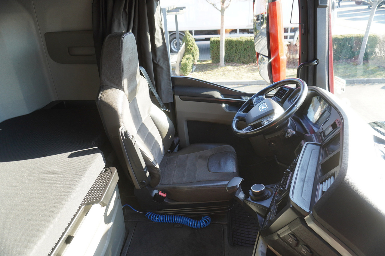 Refrigerator truck MAN TGX 26.510 / 2022 / New Lamberet refrigerator bitemperature/ Carrier Supra 1150 MT / 4 units: picture 24