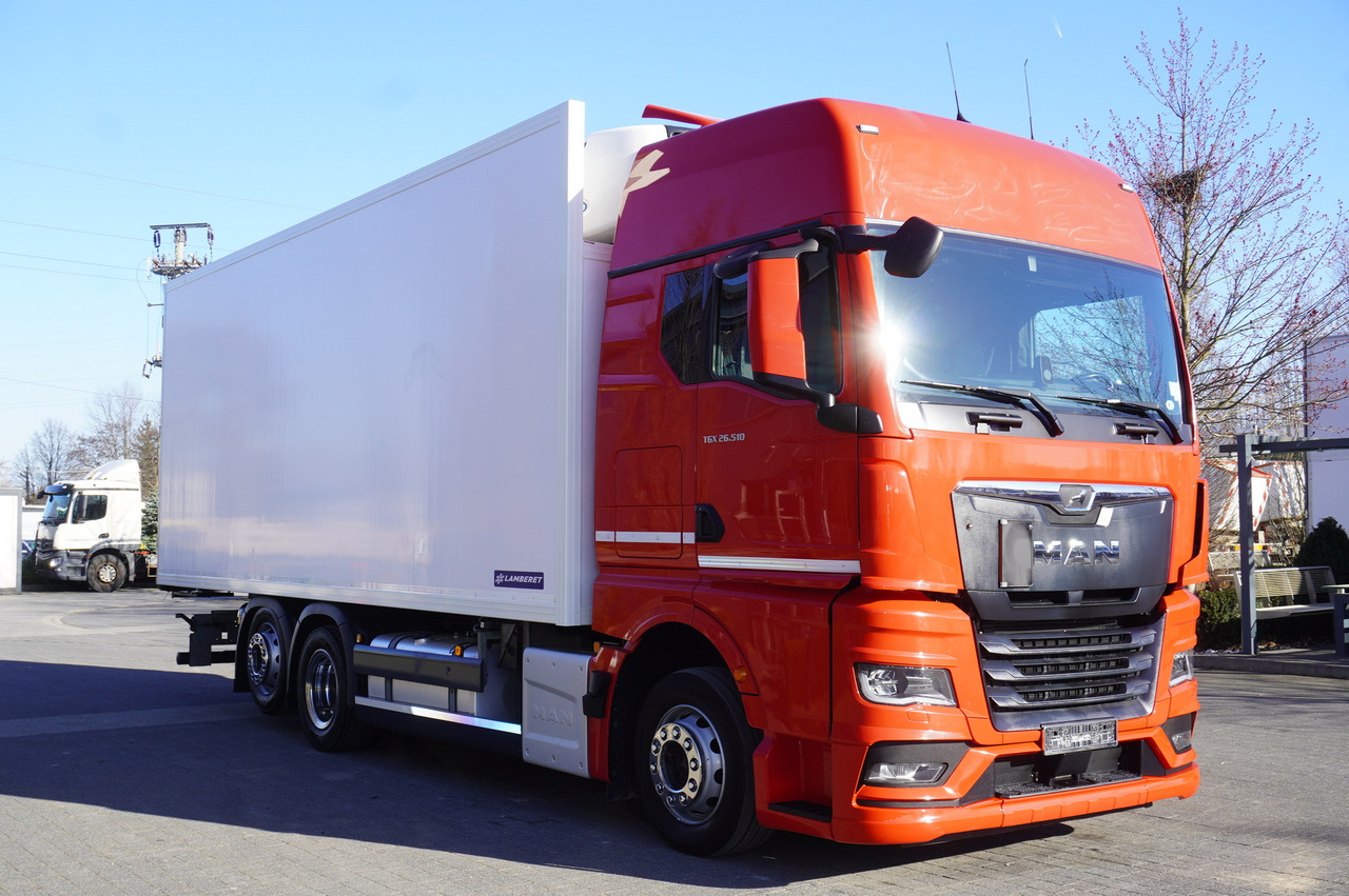 Refrigerator truck MAN TGX 26.510 / 2022 / New Lamberet refrigerator bitemperature/ Carrier Supra 1150 MT / 4 units: picture 6