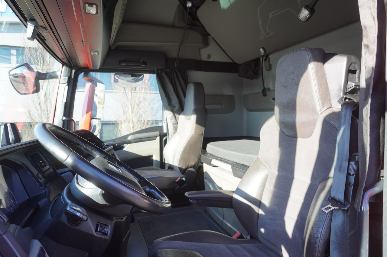 Refrigerator truck MAN TGX 26.510 / 2022 / New Lamberet refrigerator bitemperature/ Carrier Supra 1150 MT / 4 units: picture 19