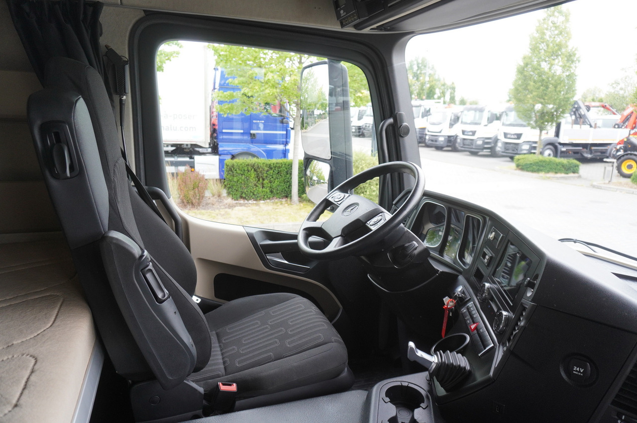 Refrigerator truck MERCEDES-BENZ Actros 1824 / Refrigerator 22 EPAL / Carrier Supra 950 / Sleeping cabin: picture 26