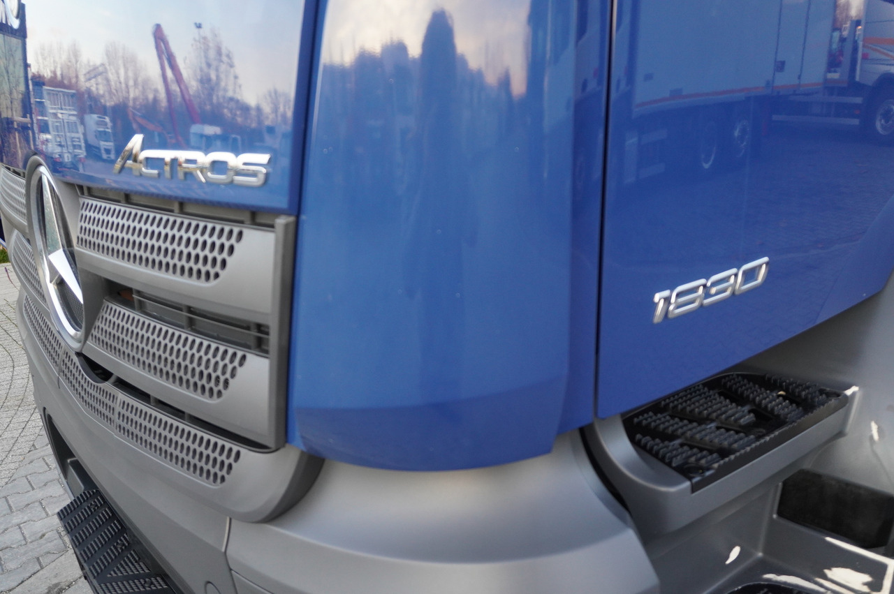 Curtainsider truck MERCEDES-BENZ Actros 1830 4x2 E6 / Curtainsider 18 EPAL / Sleeper cab: picture 16 Curtainsider truck MERCEDES-BENZ Actros 1830 4x2 E6 / Curtainsider 18 EPAL / Sleeper cab: picture 16