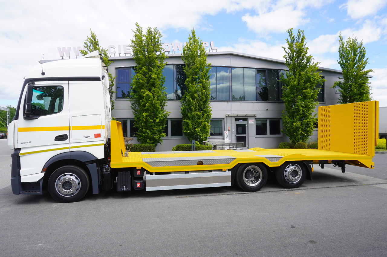 MERCEDES-BENZ Actros 2542 / NEW tow truck / steered 3rd axle - Autotransporter truck: picture 3 MERCEDES-BENZ Actros 2542 / NEW tow truck / steered 3rd axle - Autotransporter truck: picture 3