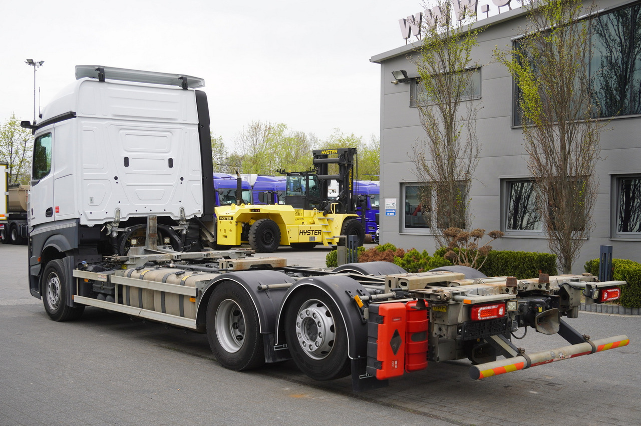 MERCEDES-BENZ Actros 2545 / 2021 / BDF / sleeper cab - Container transporter/ Swap body truck: picture 3 MERCEDES-BENZ Actros 2545 / 2021 / BDF / sleeper cab - Container transporter/ Swap body truck: picture 3