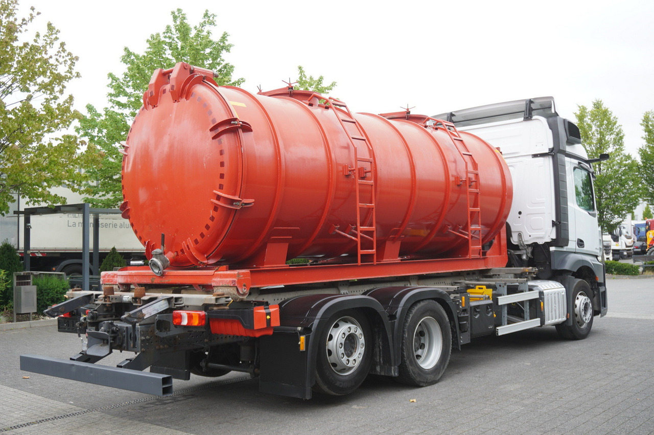 MERCEDES-BENZ Actros 2545 6 × 2 MP5 / NEW septic barrel 13000 L - Tank truck: picture 4 MERCEDES-BENZ Actros 2545 6 × 2 MP5 / NEW septic barrel 13000 L - Tank truck: picture 4