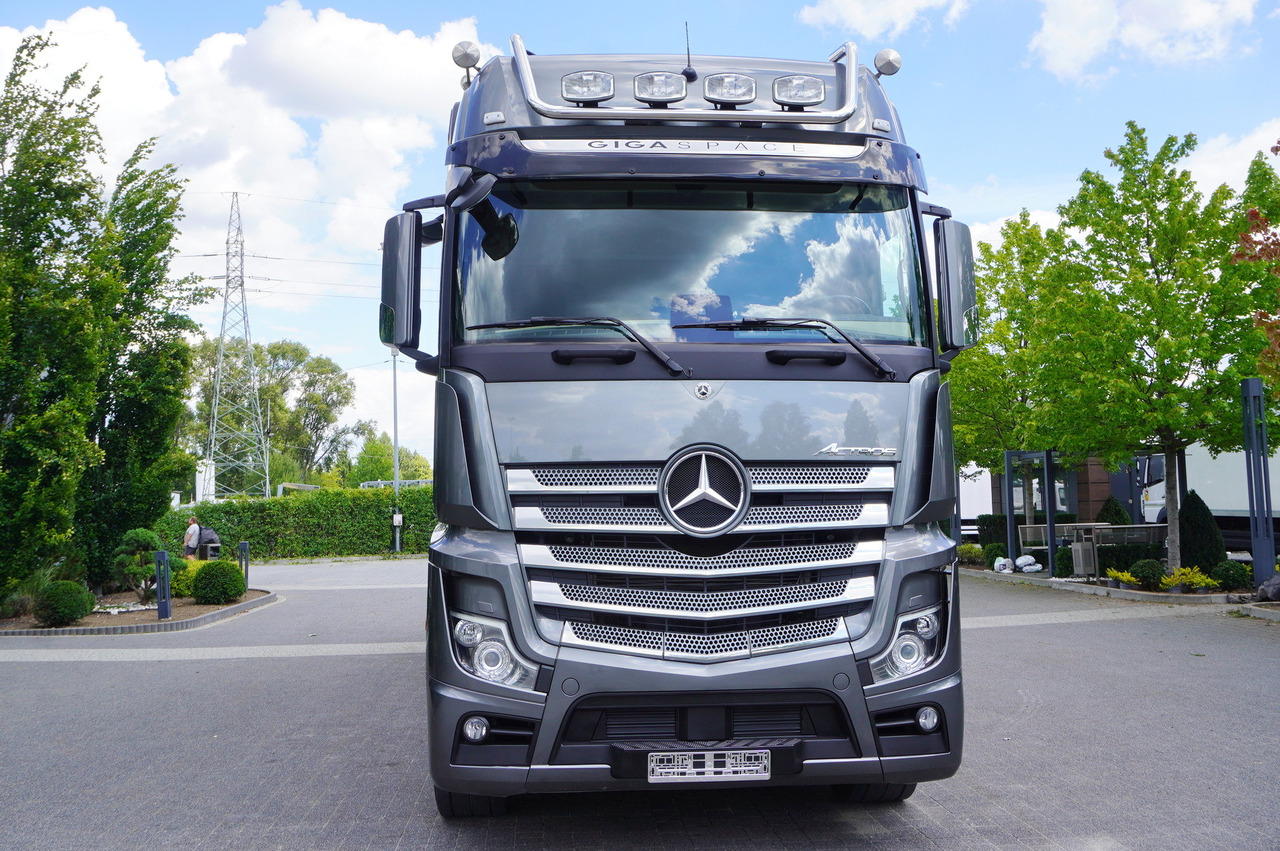 Refrigerator truck MERCEDES-BENZ Actros 2548 MP5 / Krone Refrigerator Multitemperature / Doppelstock 36 EPAL / GIGA Space cabin: picture 8