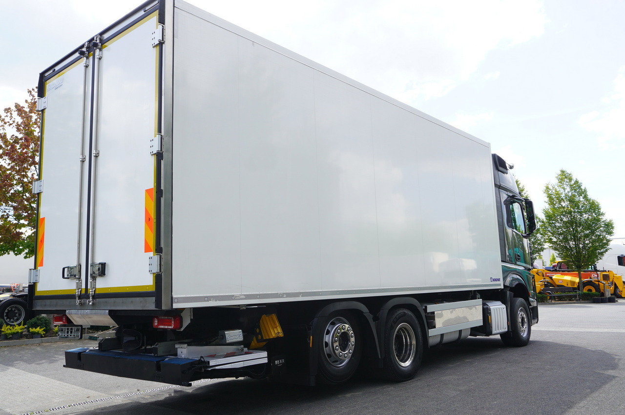 MERCEDES-BENZ Actros 2548 MP5 / Krone Refrigerator Multitemperature / Doppelstock 36 EPAL / GIGA Space cabin - Refrigerator truck: picture 2 MERCEDES-BENZ Actros 2548 MP5 / Krone Refrigerator Multitemperature / Doppelstock 36 EPAL / GIGA Space cabin - Refrigerator truck: picture 2