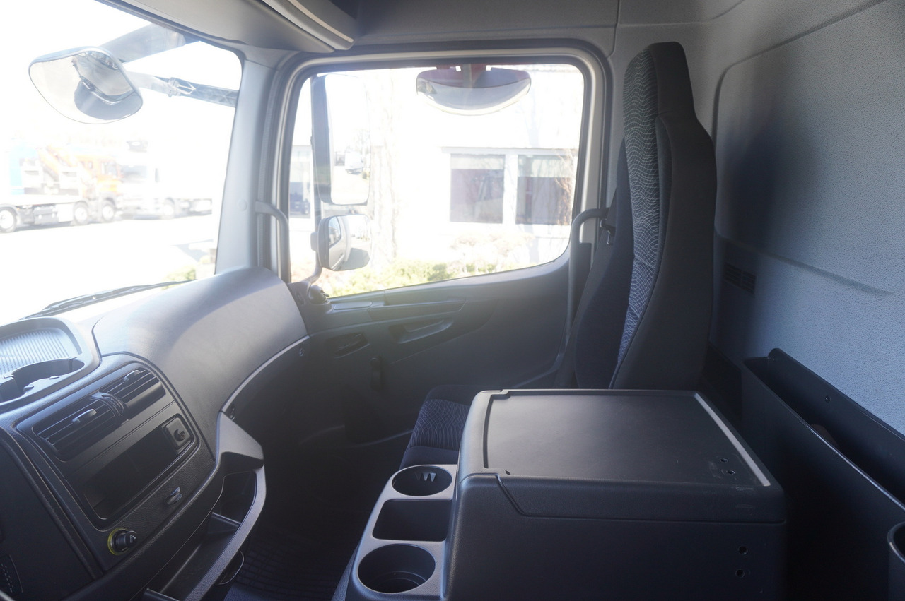 Leasing of MERCEDES-BENZ Atego 818 / Box superstructure / DAUTEL tailgate 1.5 T MERCEDES-BENZ Atego 818 / Box superstructure / DAUTEL tailgate 1.5 T: picture 19