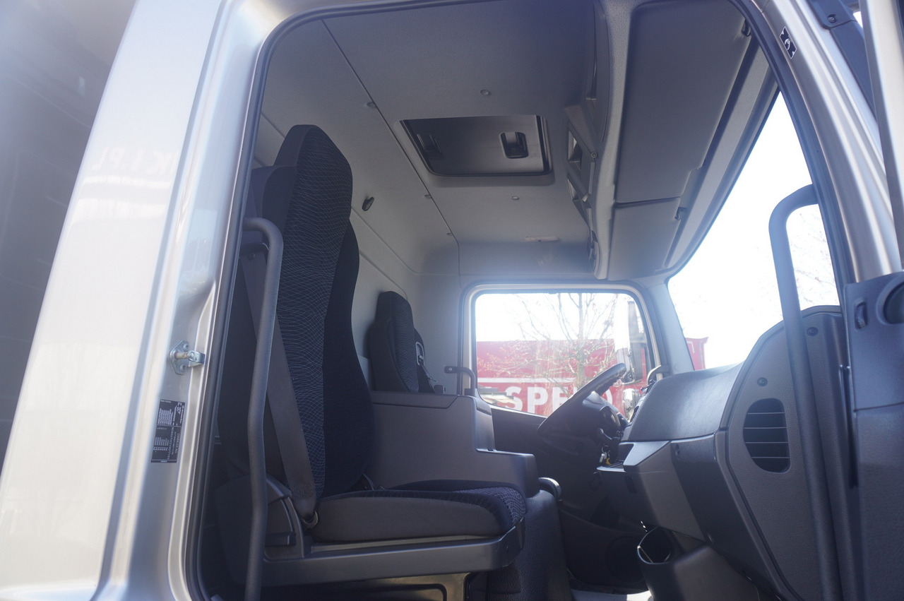 Leasing of MERCEDES-BENZ Atego 818 / Box superstructure / DAUTEL tailgate 1.5 T MERCEDES-BENZ Atego 818 / Box superstructure / DAUTEL tailgate 1.5 T: picture 24