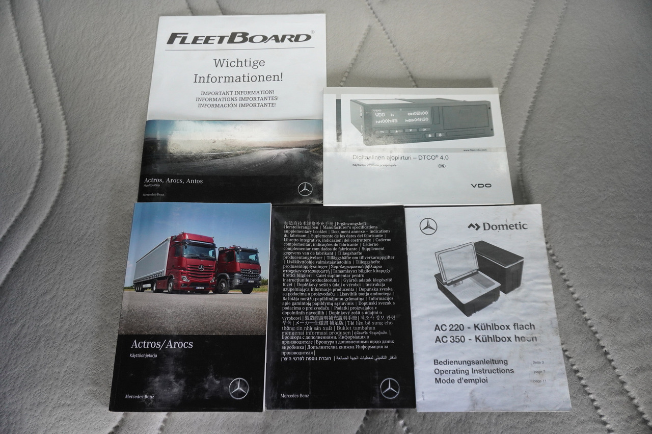 Leasing of Mercedes-Benz Arocs 3563 8 × 4 / 630 HP / steered axle / Logging superstructure Mercedes-Benz Arocs 3563 8 × 4 / 630 HP / steered axle / Logging superstructure: picture 30