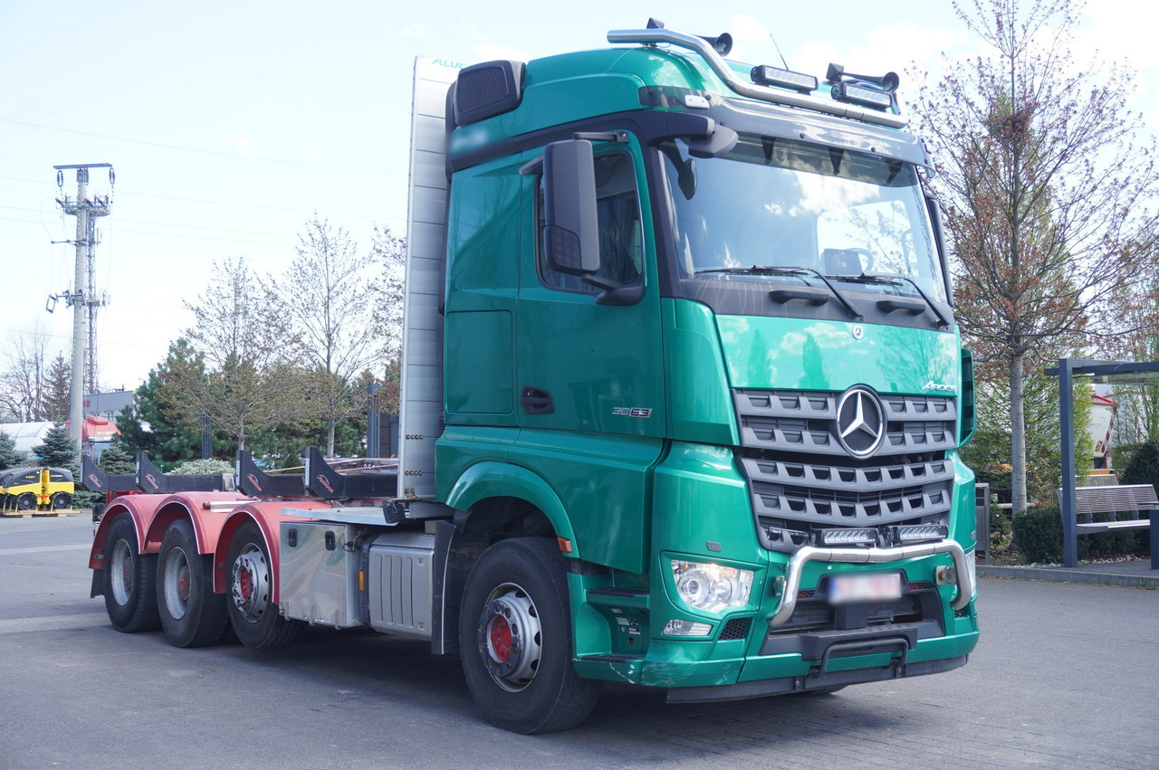 Crane truck for transportation of timber Mercedes-Benz Arocs 3563 8 × 4 / 630 HP / steered axle / Logging superstructure: picture 9