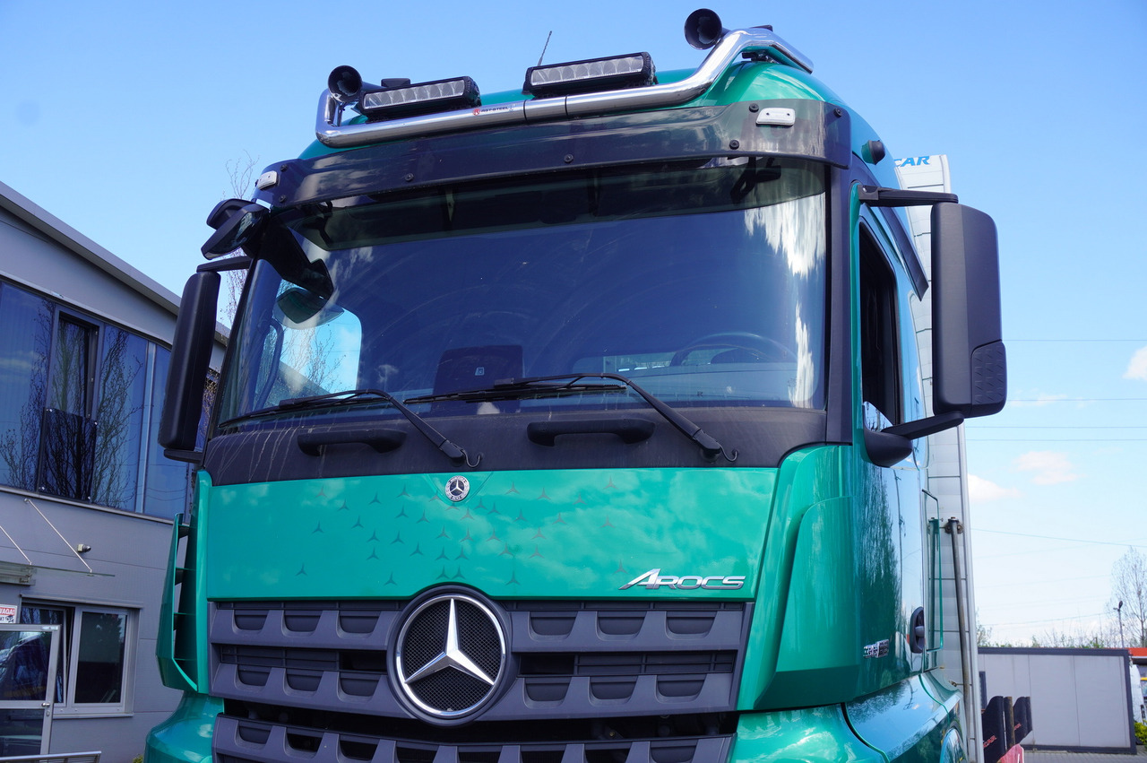 Crane truck for transportation of timber Mercedes-Benz Arocs 3563 8 × 4 / 630 HP / steered axle / Logging superstructure: picture 10