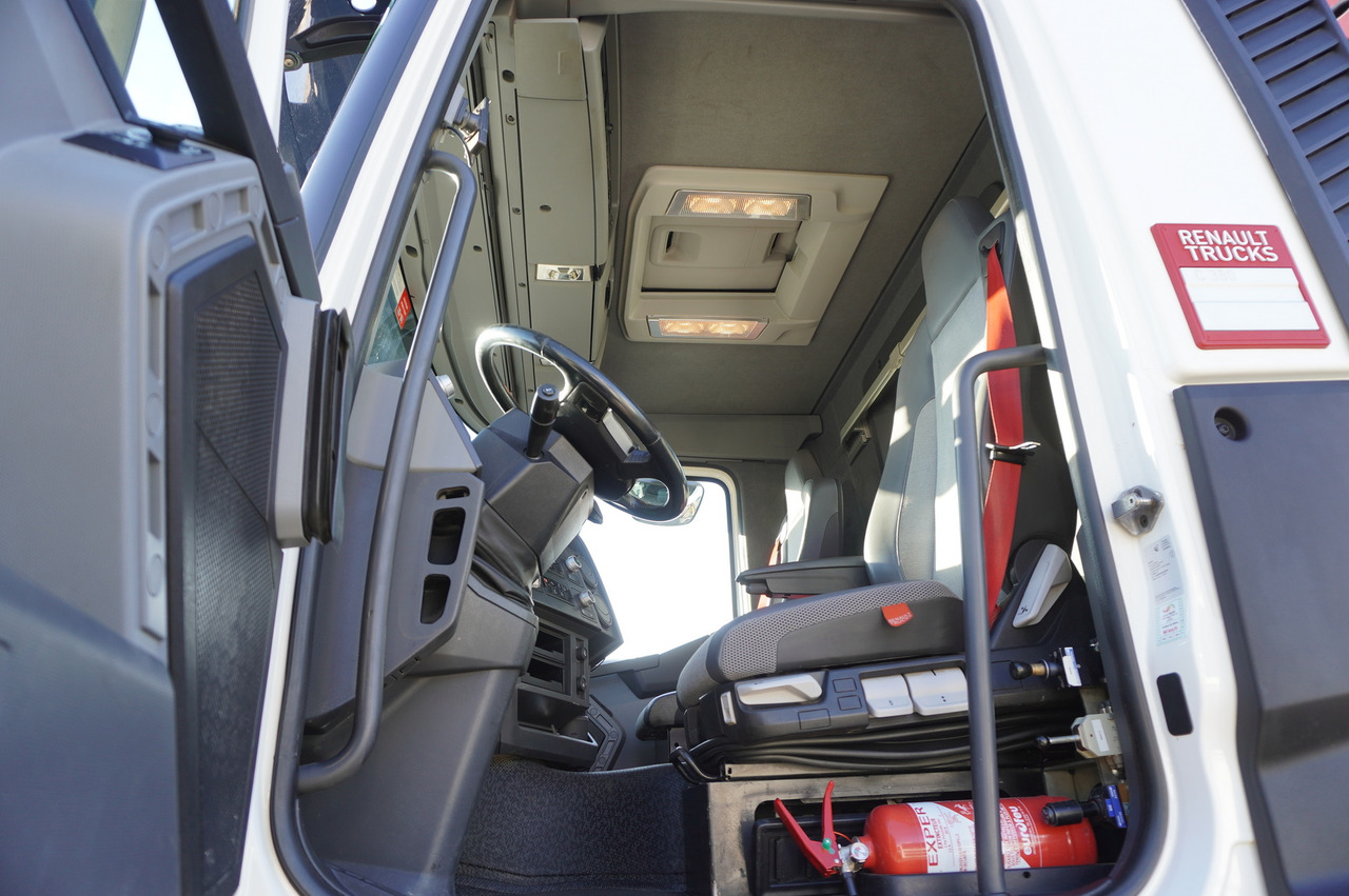 Tipper, Crane truck RENAULT C380 E6 6×4 / HDS Fassi F135 2700 MTH / Range 8 m / 5.6 t lifting capacity / 3-side tipper / Bortmatic: picture 25 Tipper, Crane truck RENAULT C380 E6 6×4 / HDS Fassi F135 2700 MTH / Range 8 m / 5.6 t lifting capacity / 3-side tipper / Bortmatic: picture 25