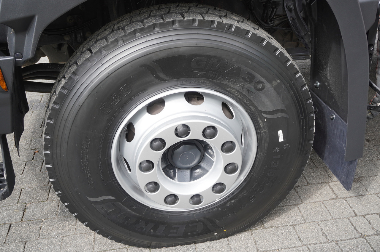 Tipper, Crane truck RENAULT K380 6×4 / FASSI F175 crane 7.85 t / 120 thousand km! / 2-sided tipper: picture 22 Tipper, Crane truck RENAULT K380 6×4 / FASSI F175 crane 7.85 t / 120 thousand km! / 2-sided tipper: picture 22