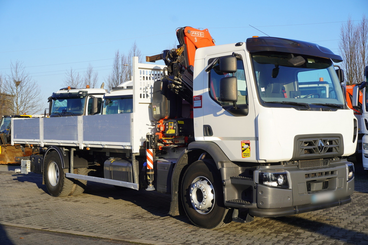 RENAULT RENAULT C320 P 4x2 / FASSI crane 6 T / 140 MTH!!! / range 10 m / Flatbed 15 EPAL / 52 tho. km!!! - Dropside/ Flatbed truck, Crane truck: picture 4 RENAULT RENAULT C320 P 4x2 / FASSI crane 6 T / 140 MTH!!! / range 10 m / Flatbed 15 EPAL / 52 tho. km!!! - Dropside/ Flatbed truck, Crane truck: picture 4