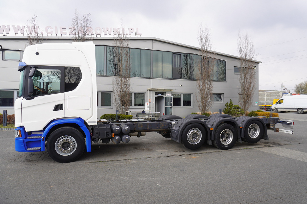 SCANIA G500 8x2 / 2nd axis steered / Chassis 8.35 m / 2021 - Crane truck: picture 3 SCANIA G500 8x2 / 2nd axis steered / Chassis 8.35 m / 2021 - Crane truck: picture 3
